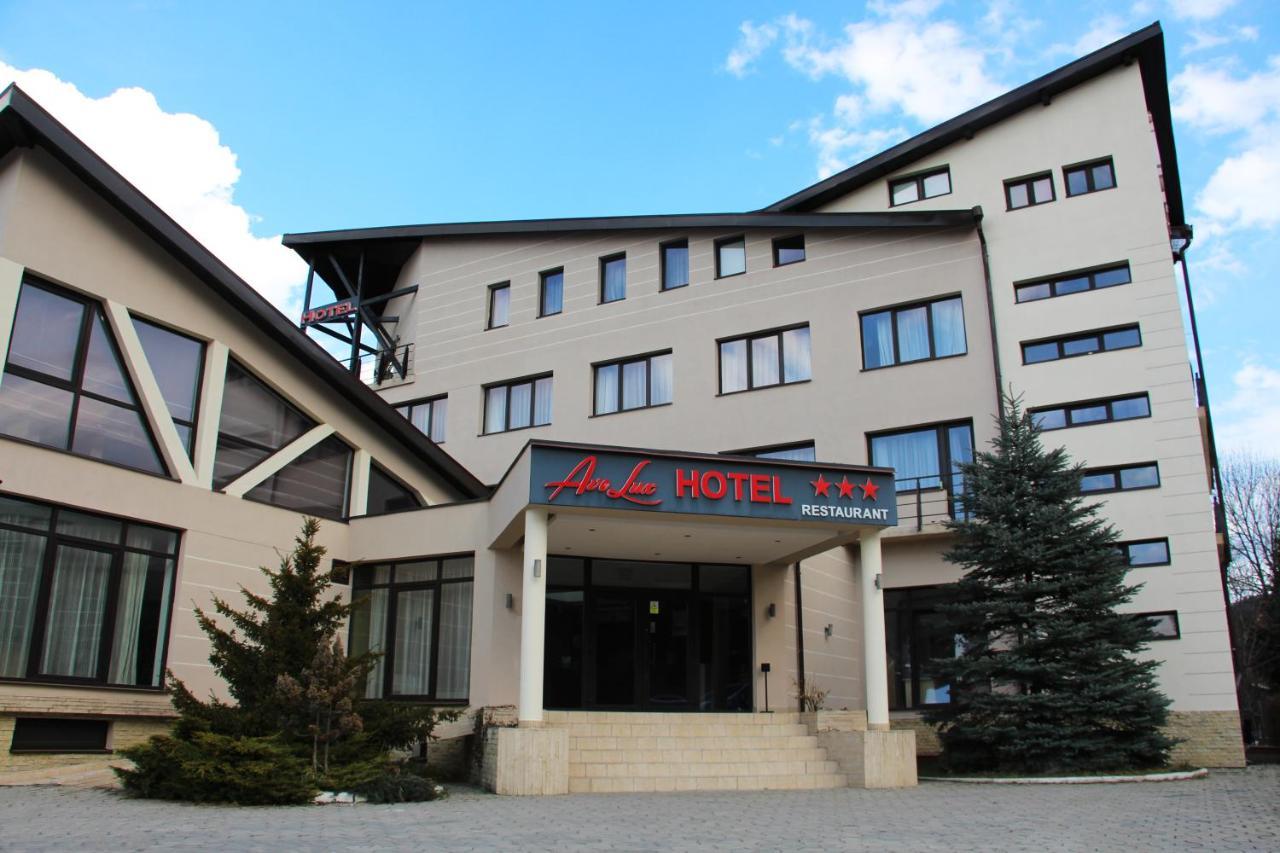 Hotel Ave Lux Săcele Exterior foto